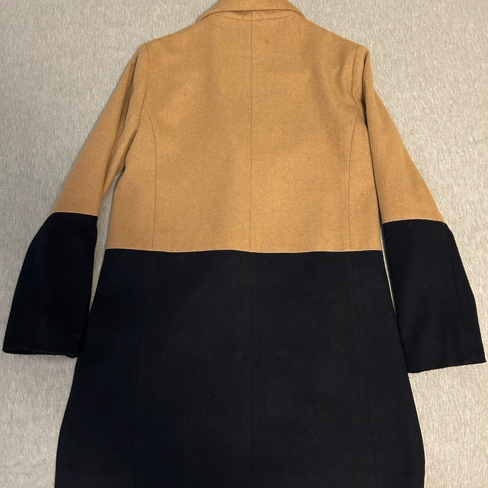 Coat - Picture 2 of 3